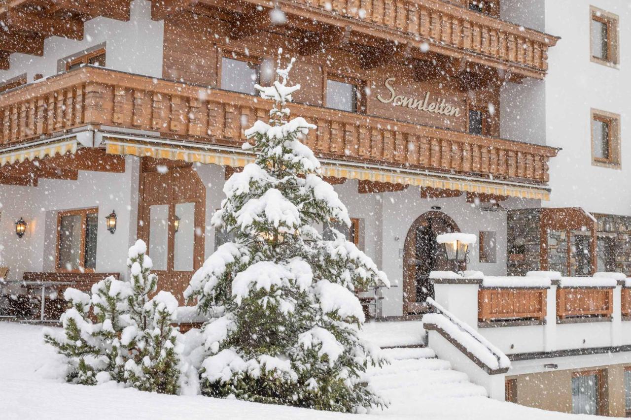 Hotel Pension Sonnleiten ทักซ์ ภายนอก รูปภาพ